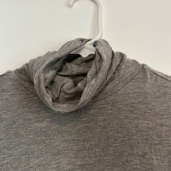 Prana Shirt - Picture 2 of 5